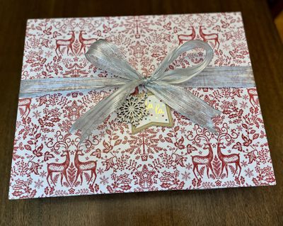 Gallery photo for reindeer-white-ribbon.jpg